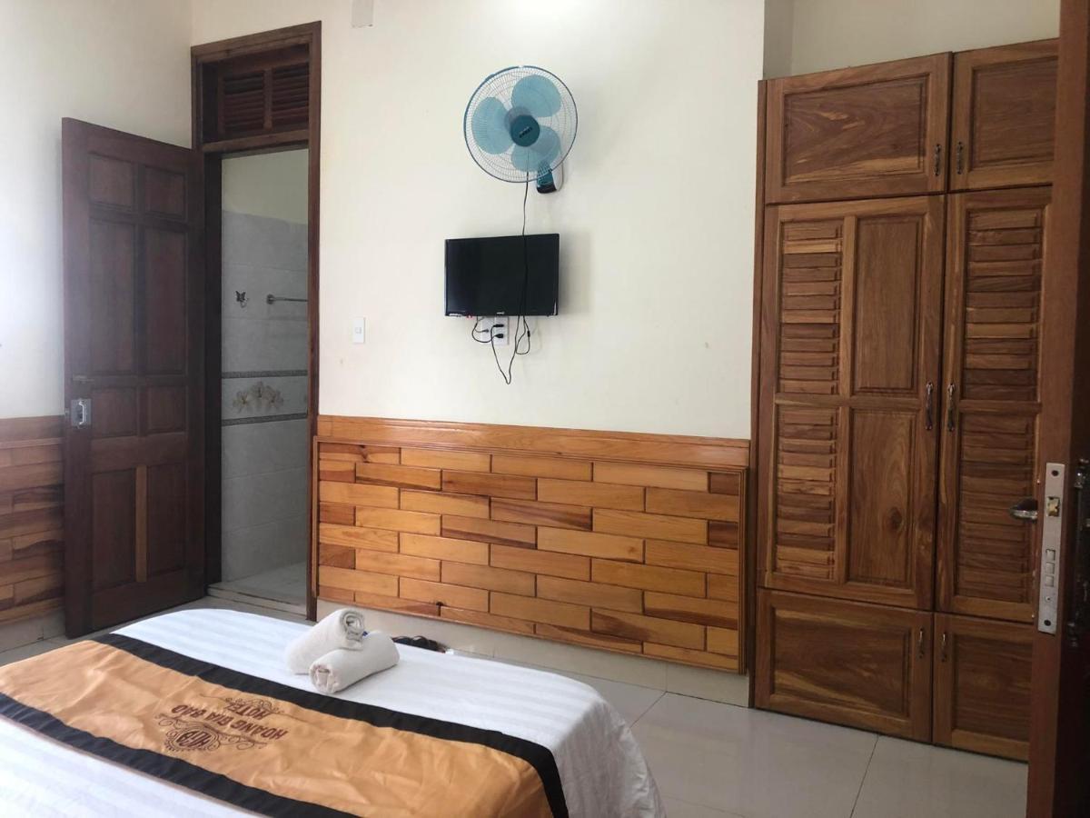 Hoang Gia Bao Hotel 崑嵩市 外观 照片